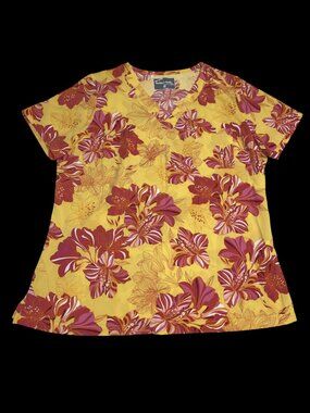 Butter Soft Women's Medium Tropical Hawaiian Pink Floral Vibrant Bright Nurse